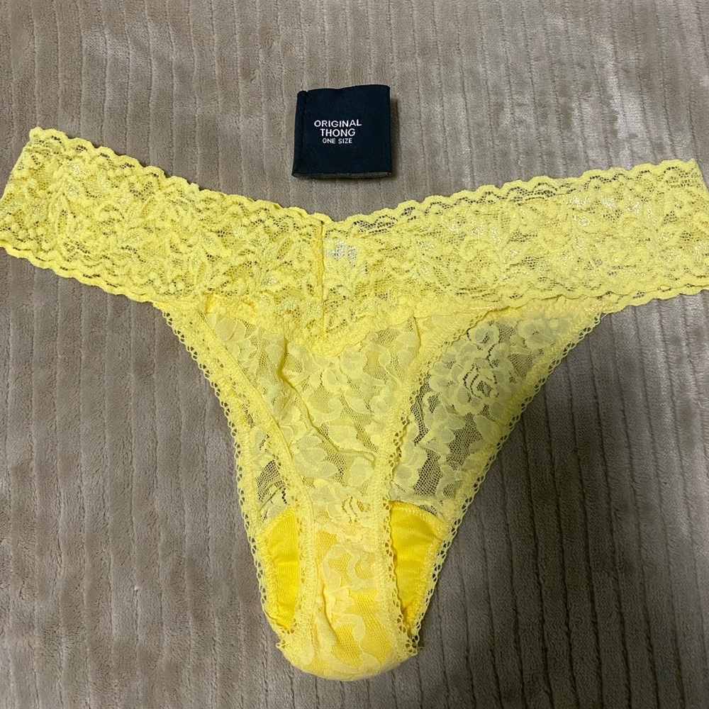 Hanky Panky, low rise, lace, thong.